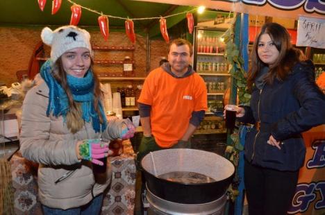 Vinul fiert, vedeta festivalului de la Sala Sporturilor (FOTO)